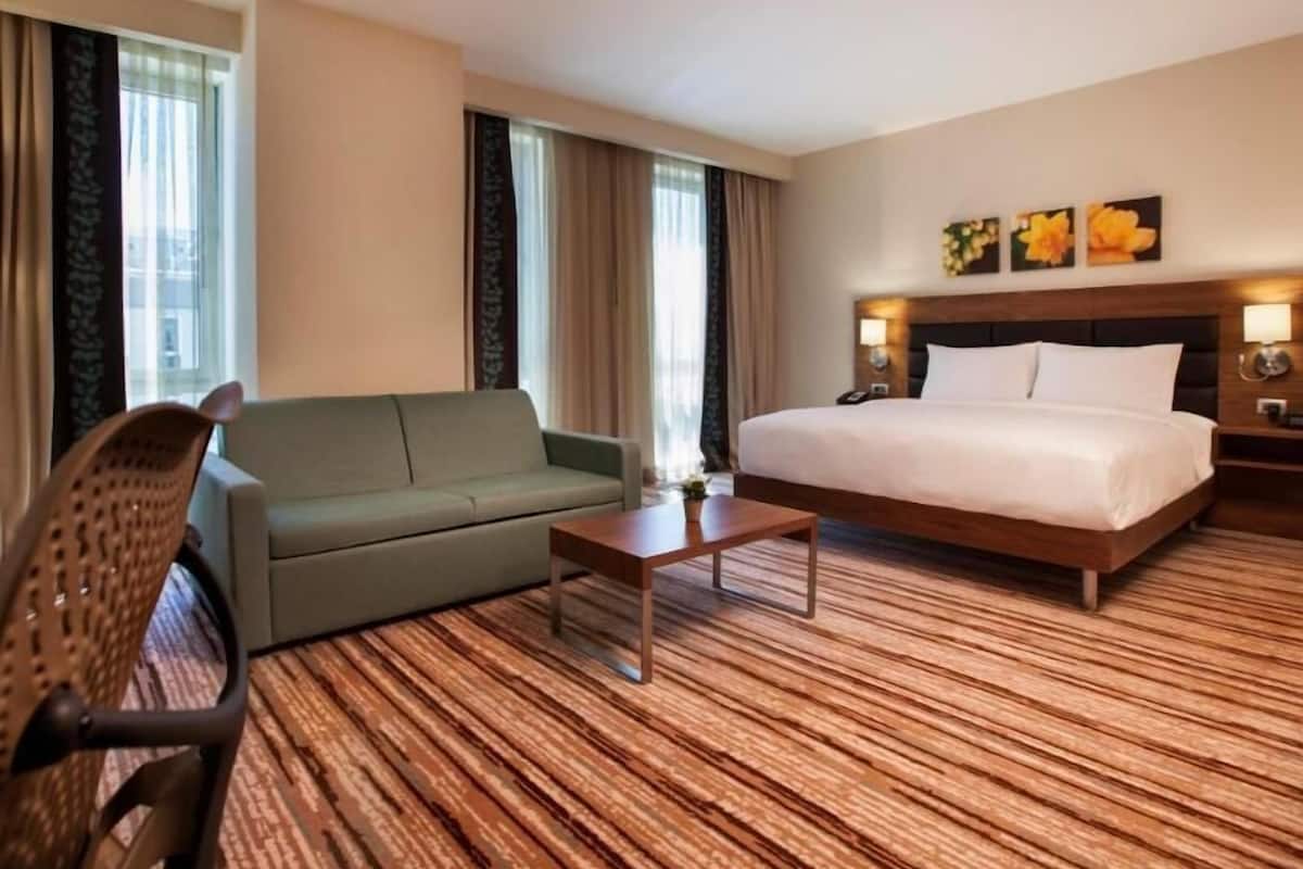 Literie de qualité supérieure, minibar, coffres-forts dans les chambres