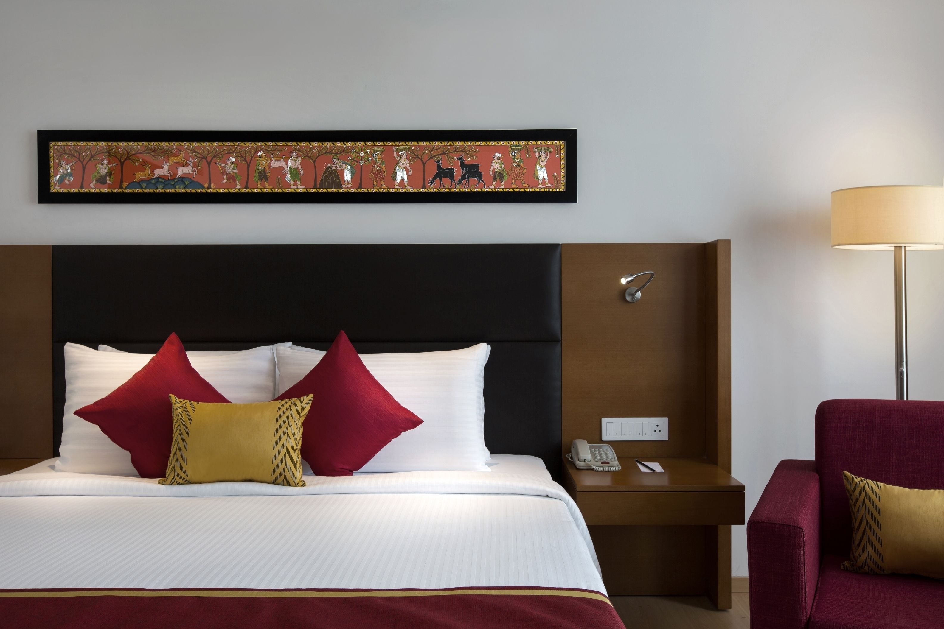 superior room, 1 queen bed, city view (and wifi) | in-room safe, desk, laptop workspace, blackout curtains