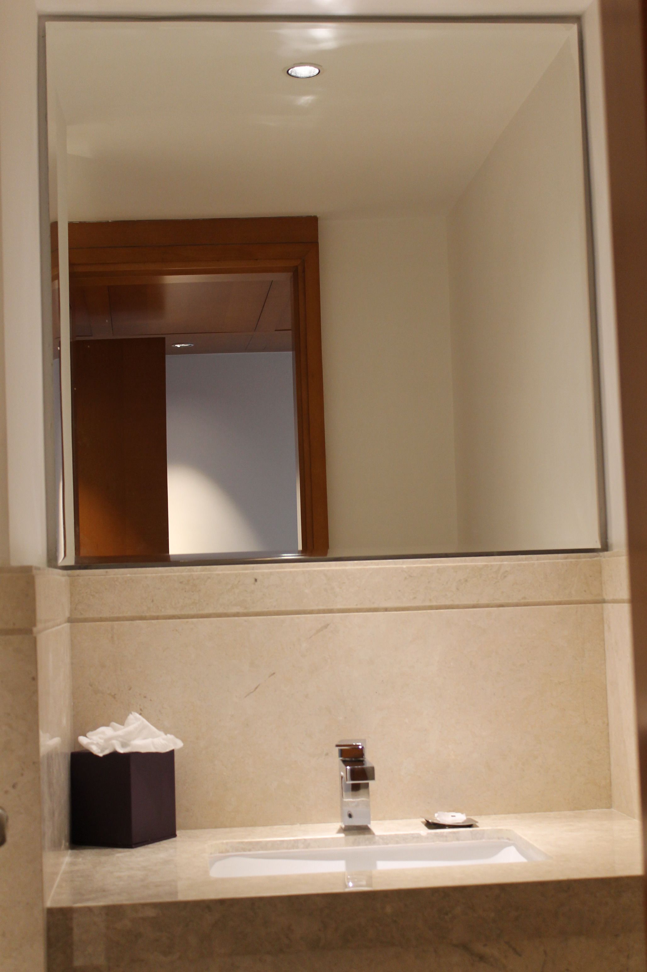 Douche, douche à « effet pluie », articles de toilette écologiques