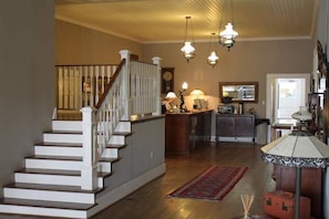 Check-in/check-out kiosk - The Hotel Limpia (Fort Davis)