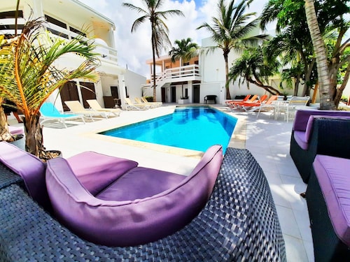Bubali Villa & Apartments