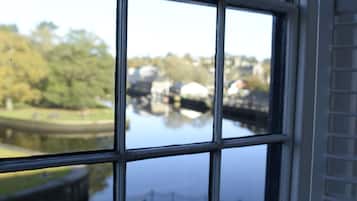 Superior Suite, Ensuite | View from property