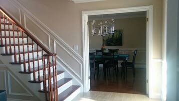 Check-in/check-out kiosk