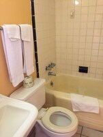 Combined shower/tub