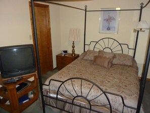 스탠다드 콘도, 침실 1개 | 책상, 다리미/다리미판, 유아용 침대, 무료 WiFi