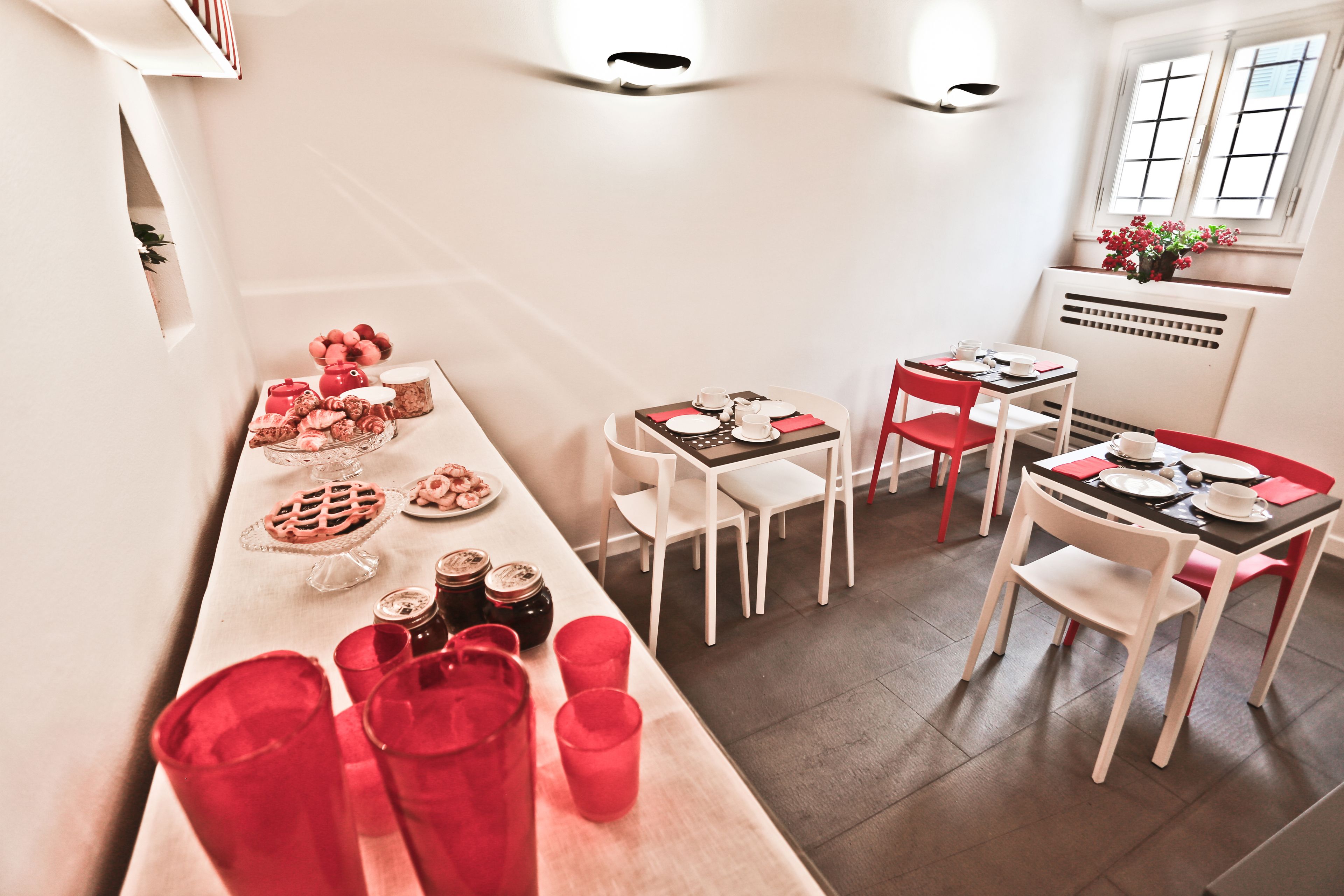 Tägliches inbegriffenes Frühstücksbuffet