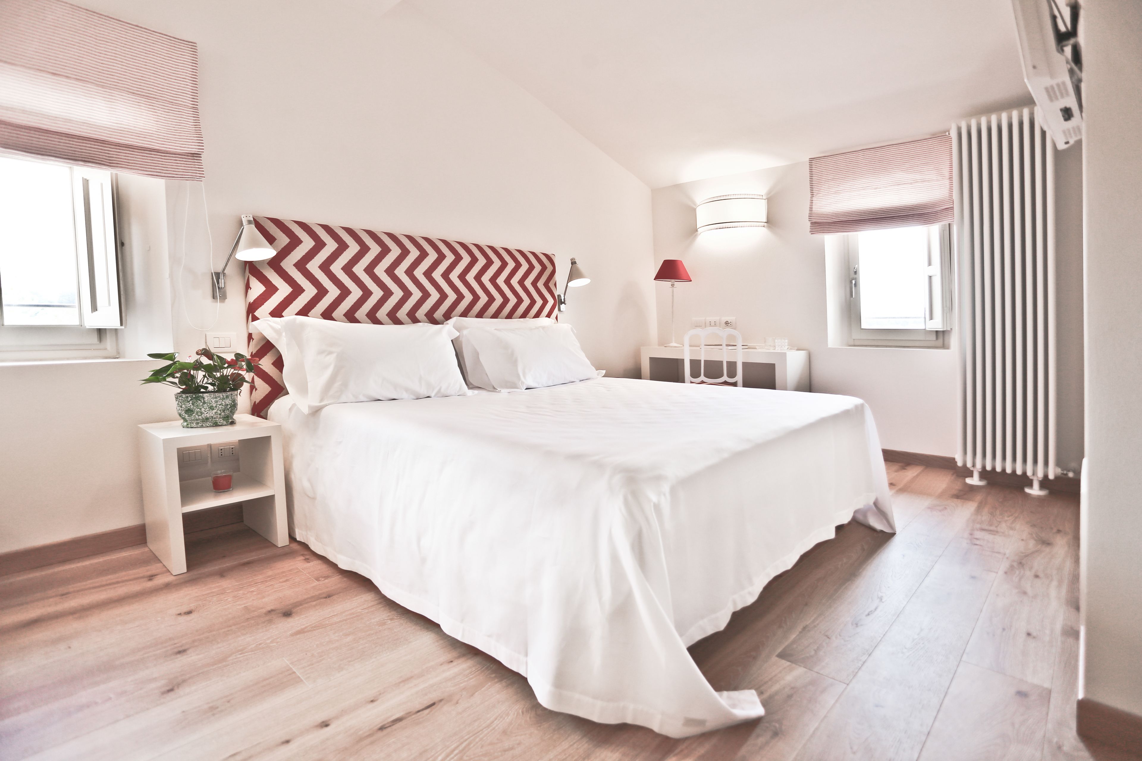 Deluxe Double Room | Premium bedding, free minibar, in-room safe, desk