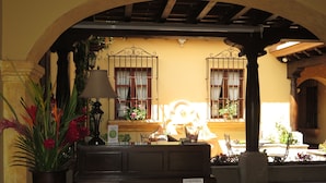 Check-in/check-out kiosk