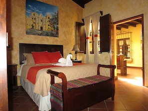 Premium bedding, in-room safe, desk, free WiFi