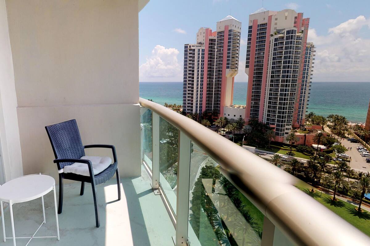 Deluxe Apartment, 2 Bedrooms, Sea View, Sea Facing | Beach/ocean view