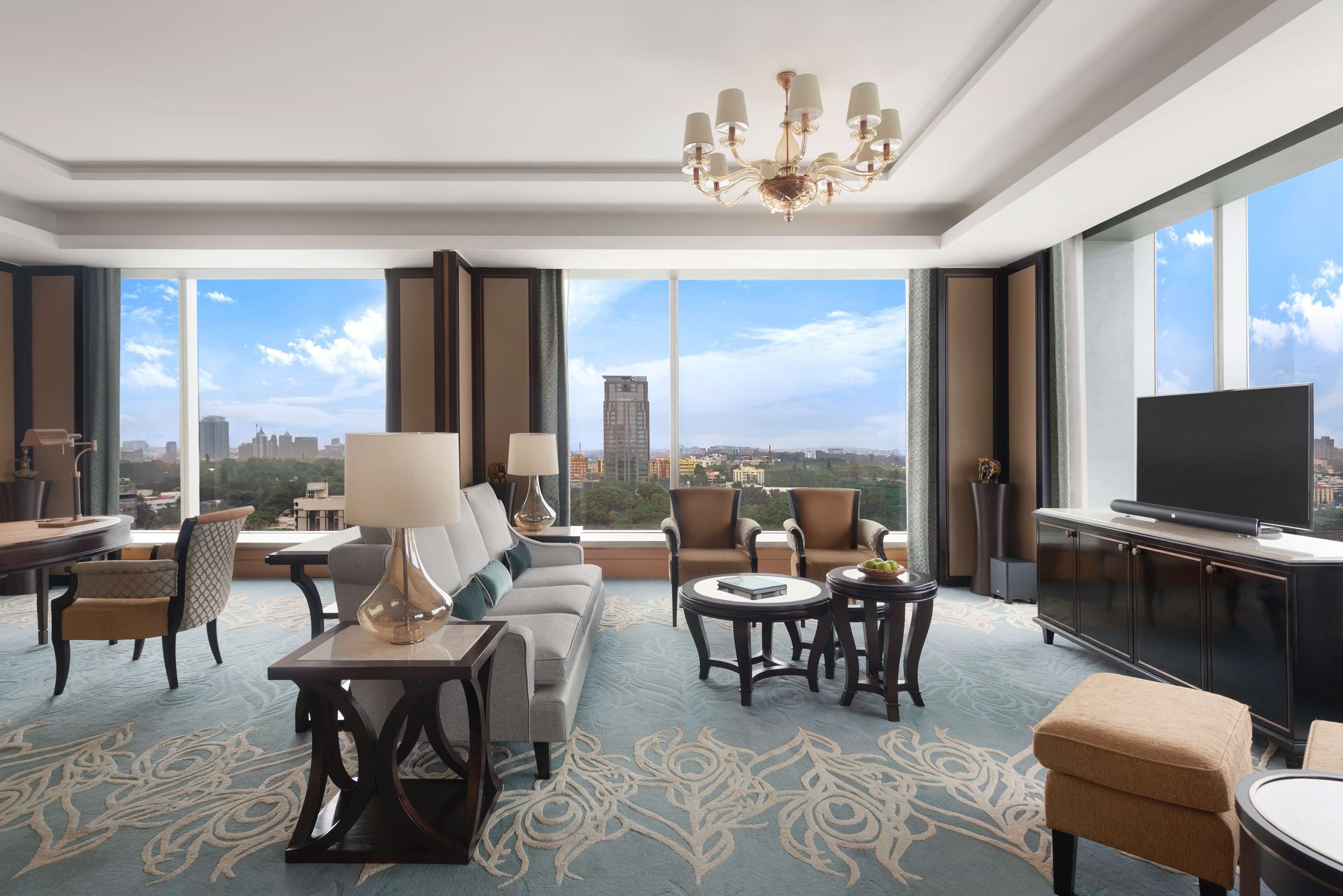 premier suite | 1 bedroom, egyptian cotton sheets, premium bedding, down duvets