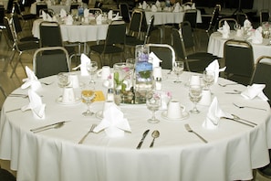 Banquet hall - El Lobo Motel (Cold Lake)