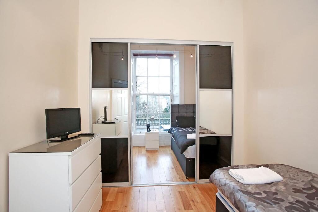 3 Schlafzimmer, Bügeleisen/Bügelbrett, Reisekinderbett, kostenloses WLAN