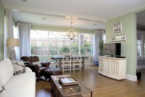 Luxury House, 2 Bedrooms, Kitchen (The Main House) | Living area | Flat-screen TV
