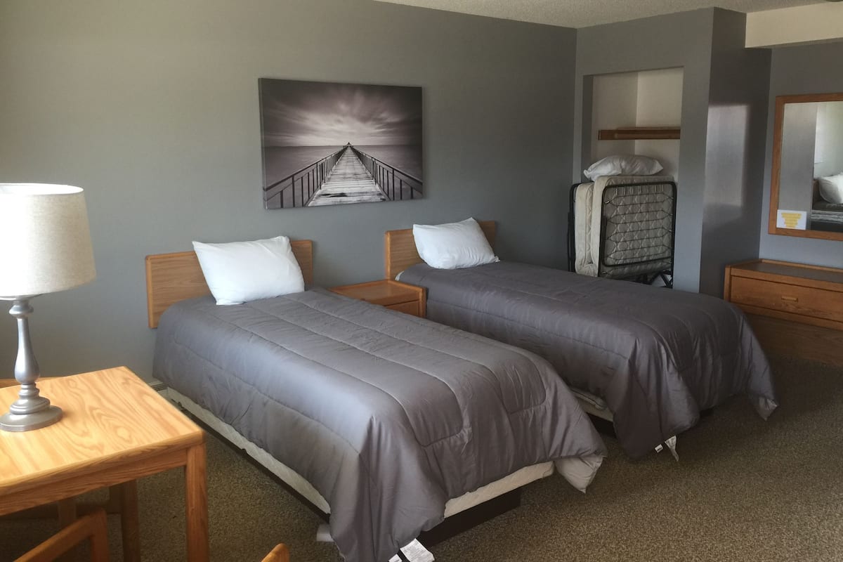 Room, 2 Single Beds | Rollaway beds, free WiFi, bed sheets