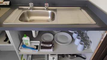 In-room safe, iron/ironing board, free WiFi, bed sheets