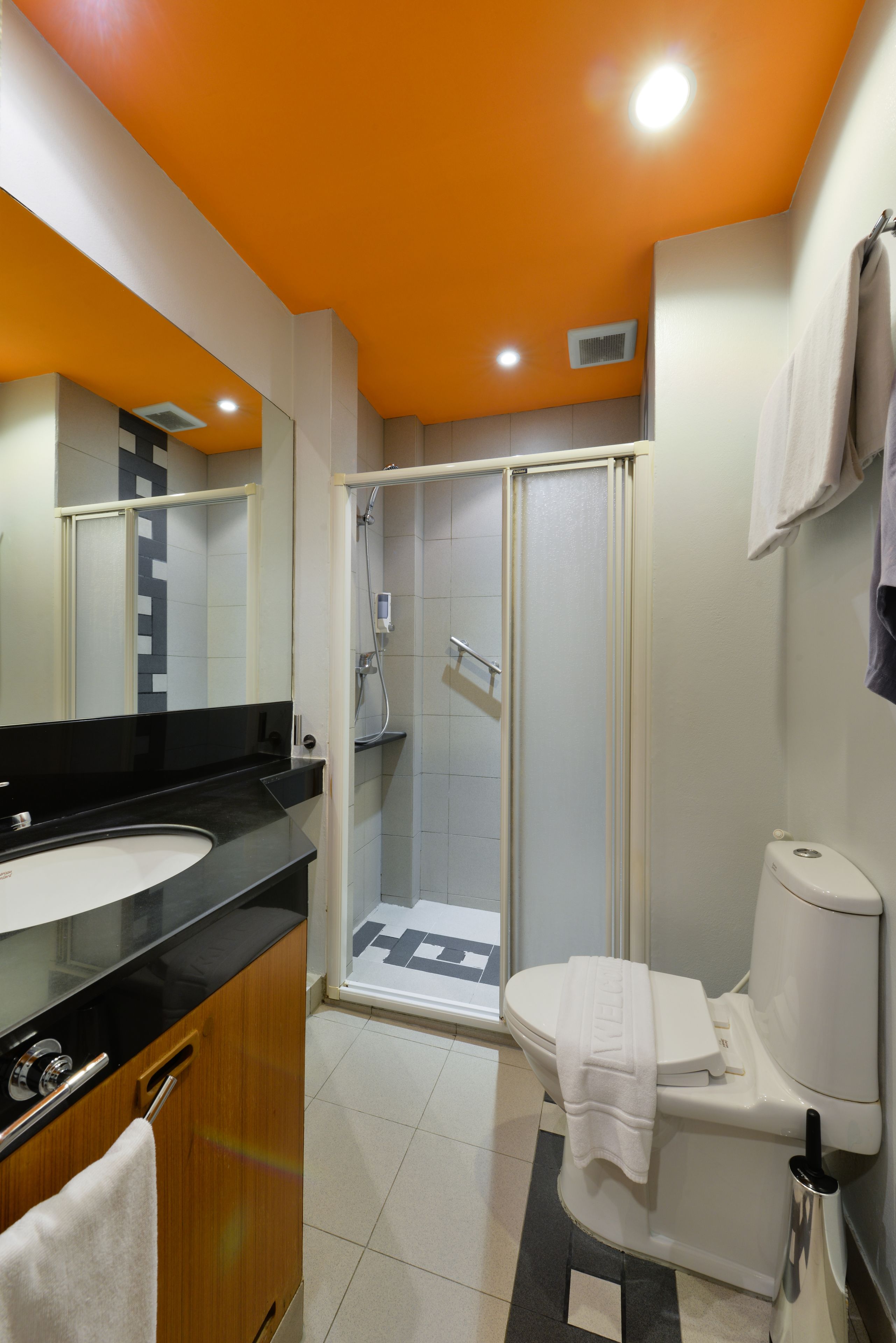 Photo - iCheck inn Sukhumvit 19