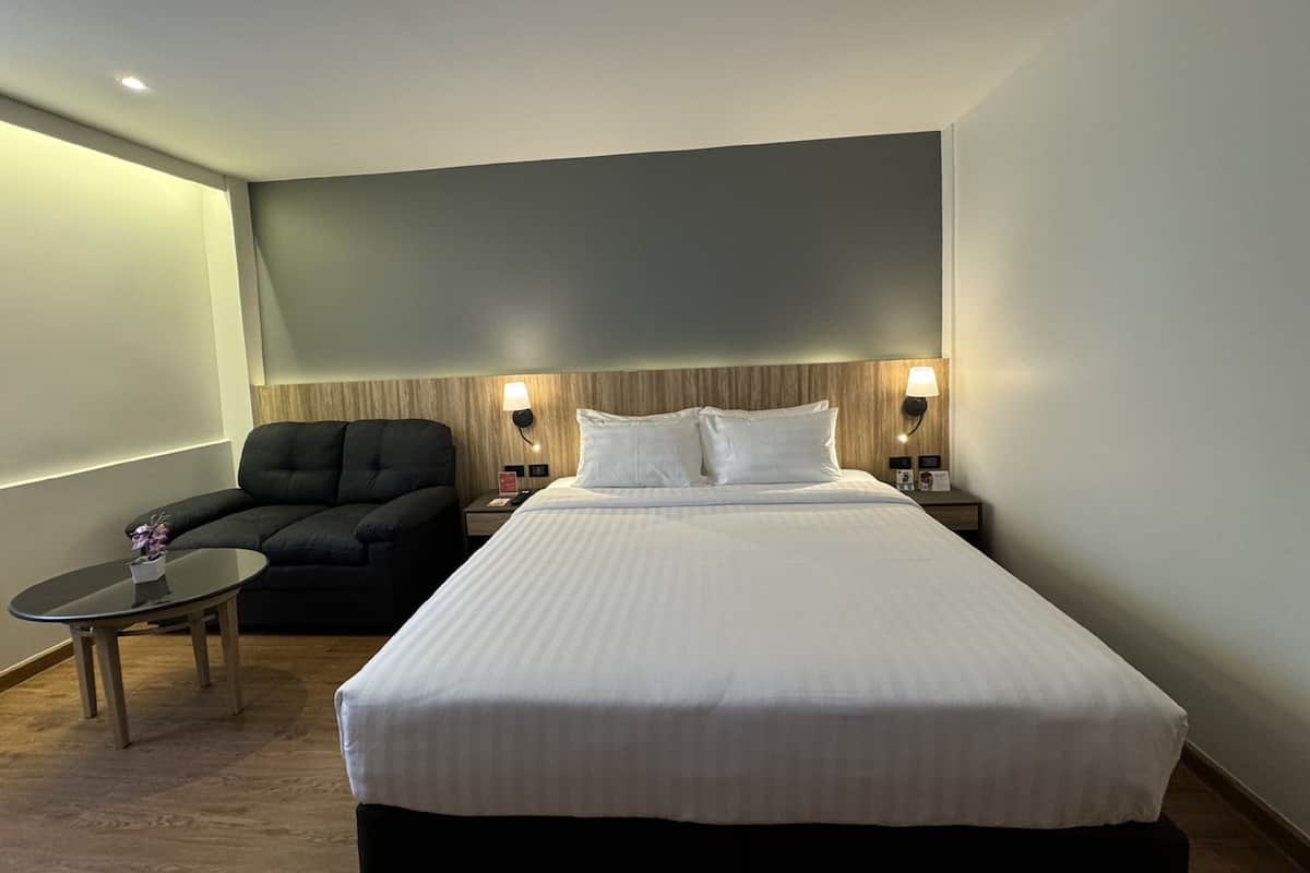Premier Room