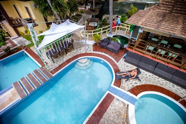 2 albercas al aire libre y camas balinesas gratuitas 