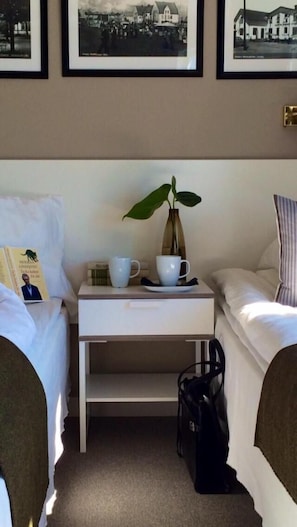 Pillow-top beds, individually decorated, individually furnished, desk - Hotell Garvaren (Ljungby)