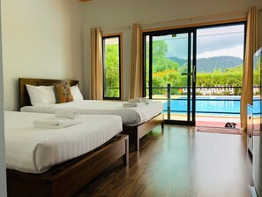 Familienzimmer, Poolblick