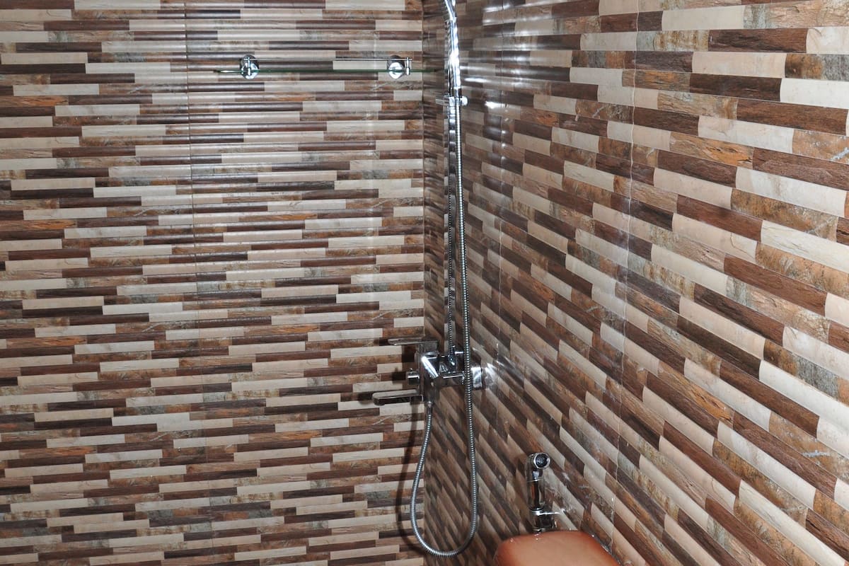 Deluxe Twin Room, 1 Bedroom, Sea View | Bathroom