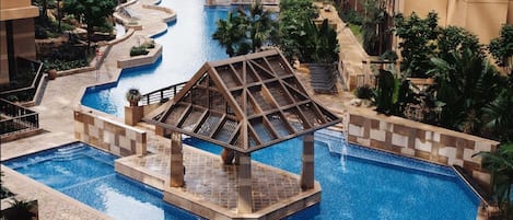 Piscina externa sazonal
