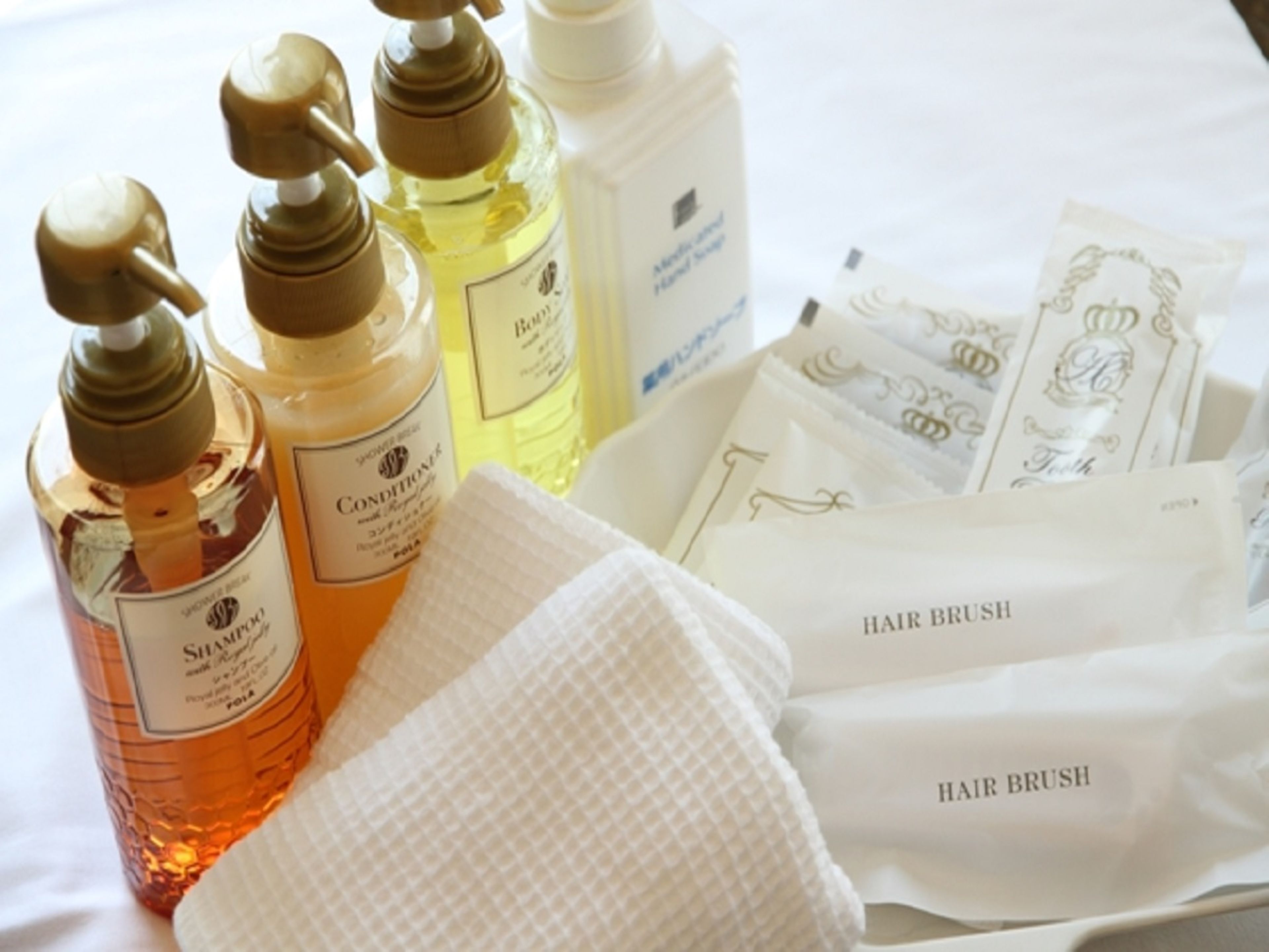 shower, free toiletries, hair dryer, slippers