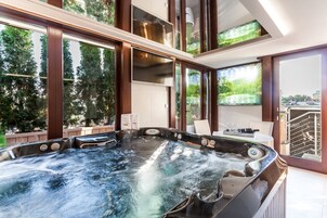 Apartamento, bañera de hidromasaje (Sauna) | Bañera de hidromasaje