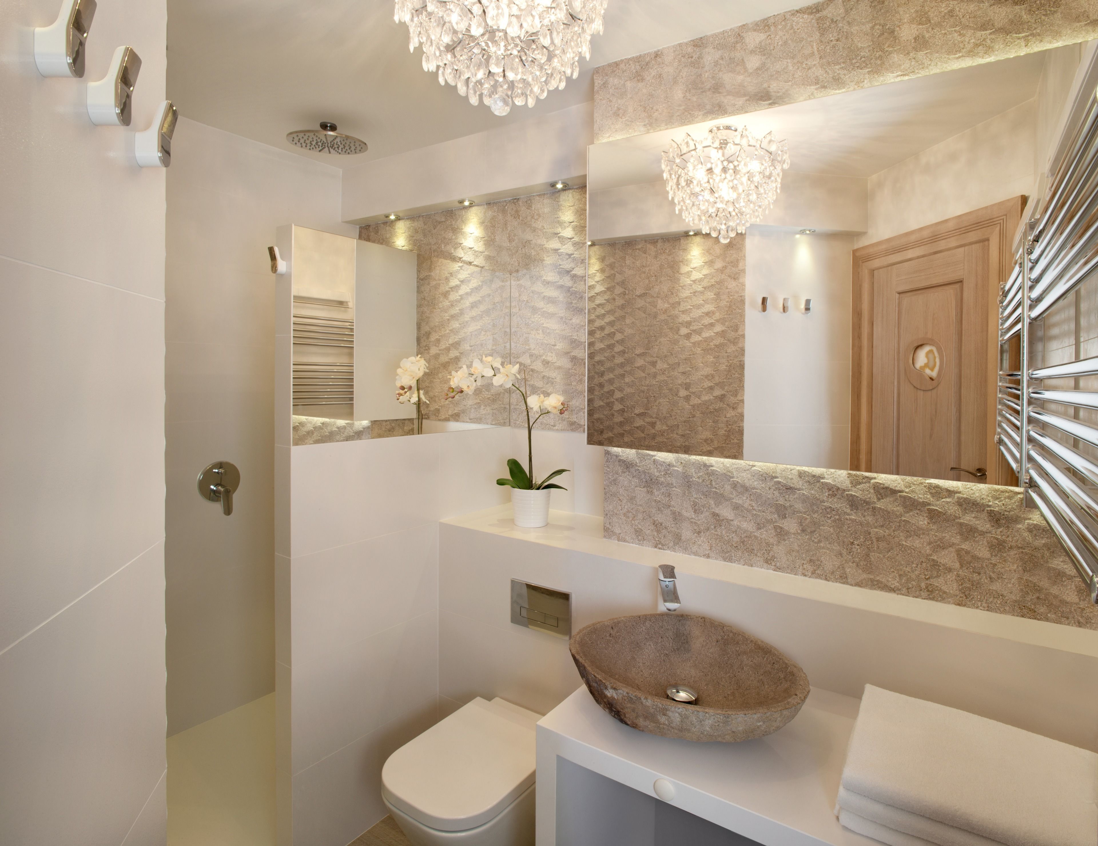 apartment (for 3 persons) | bathroom | free toiletries, hair dryer, towels, shampoo