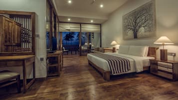 Superior-Suite | Wohnbereich | LED-Fernseher