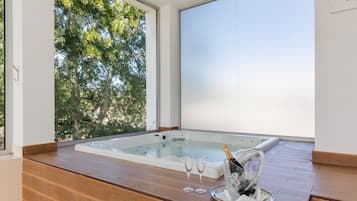 Un sauna, baño turco, baño turco/hammam, masajes