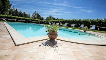 Outdoor pool, sun loungers