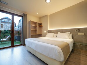 Design Apartment | Premium bedding, down comforters, memory foam beds - Apartamentos Villa de Plan (Plan)
