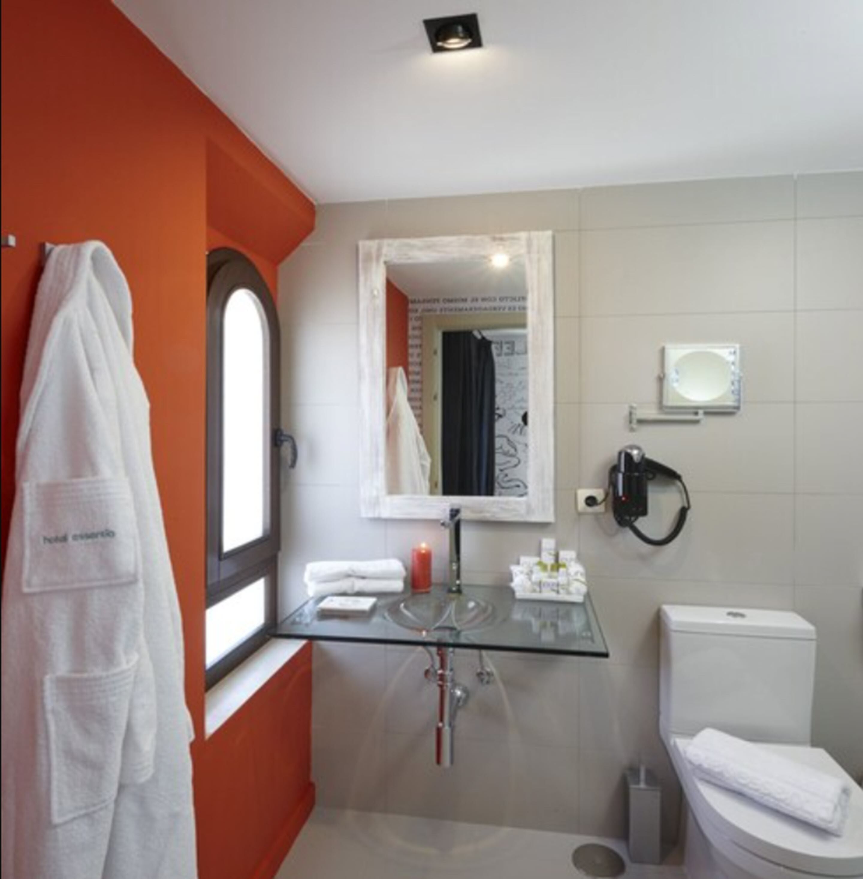 double or twin room | bathroom | hair dryer, bidet, towels