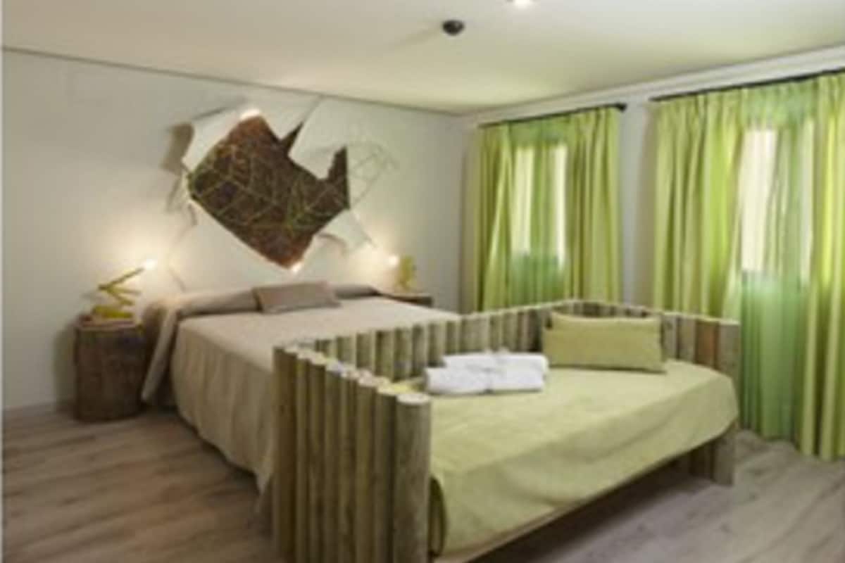 duplex, 2 bedrooms | minibar, in-room safe, free cots/infant beds, free wifi