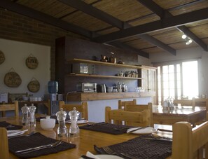 Desayuno inglés diario (ZAR 80 por persona)