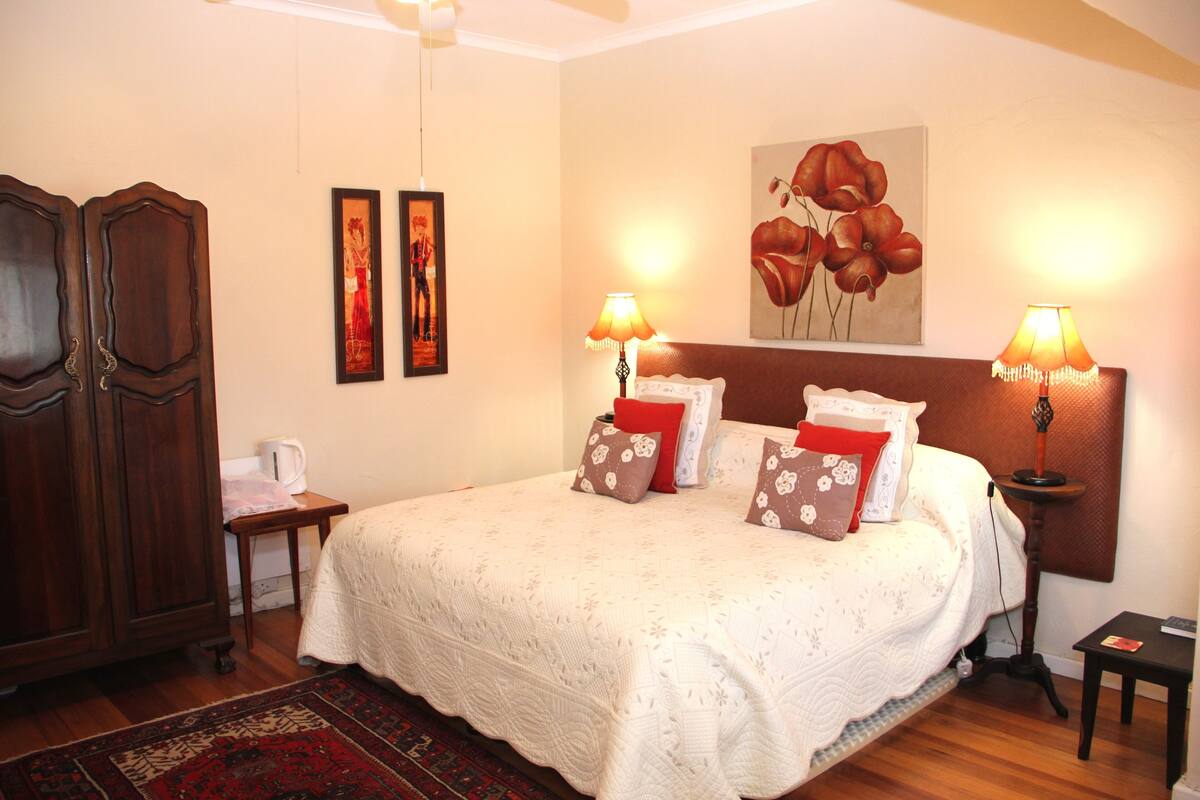 Twin/Kingsize Room ensuite shower