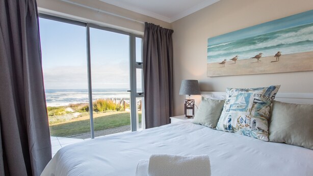 The Beach House (4) - Hermanus Whale View Beach House (Hermanus)