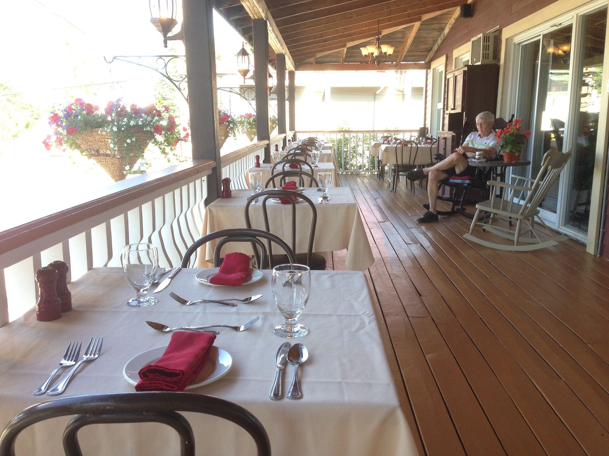 breakfast and dinner served