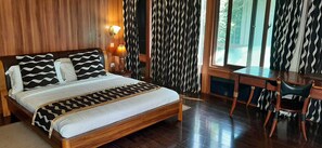 Premium bedding, pillowtop beds, minibar, in-room safe - AA Lodge Masai Mara (Maasai Mara)