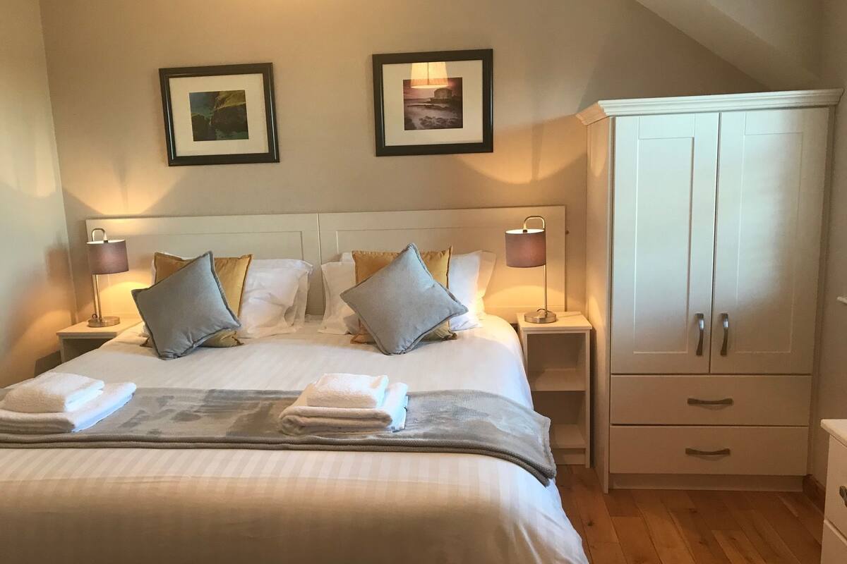 Two Bed House