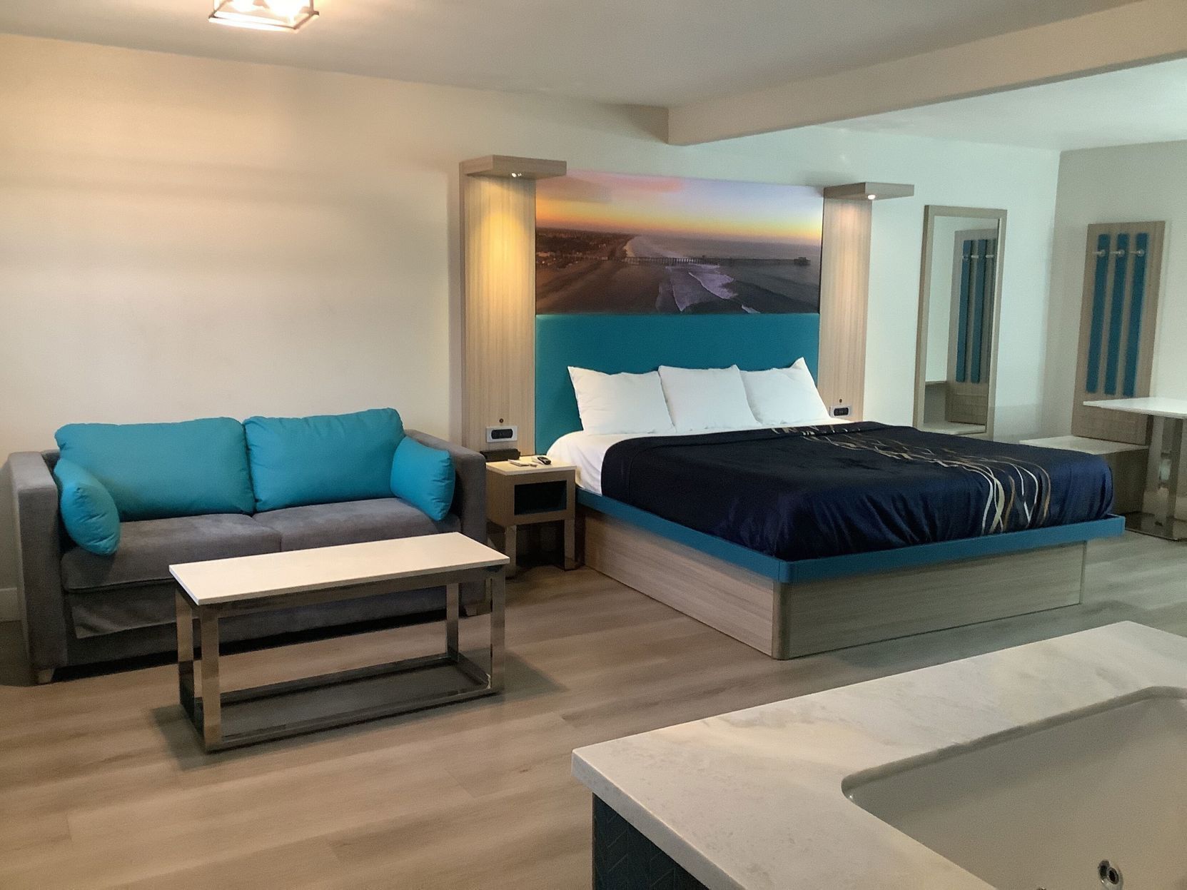 1 bedroom, bed sheets