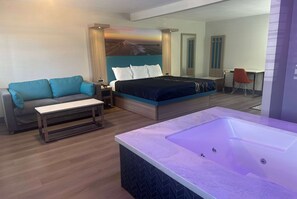 Suite, 1 cama King size, para no fumadores, hidromasaje | 1 habitación y ropa de cama 