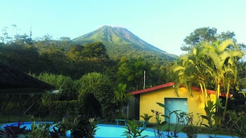 4 outdoor pools, open 8:00 AM to 9:00 PM, sun loungers