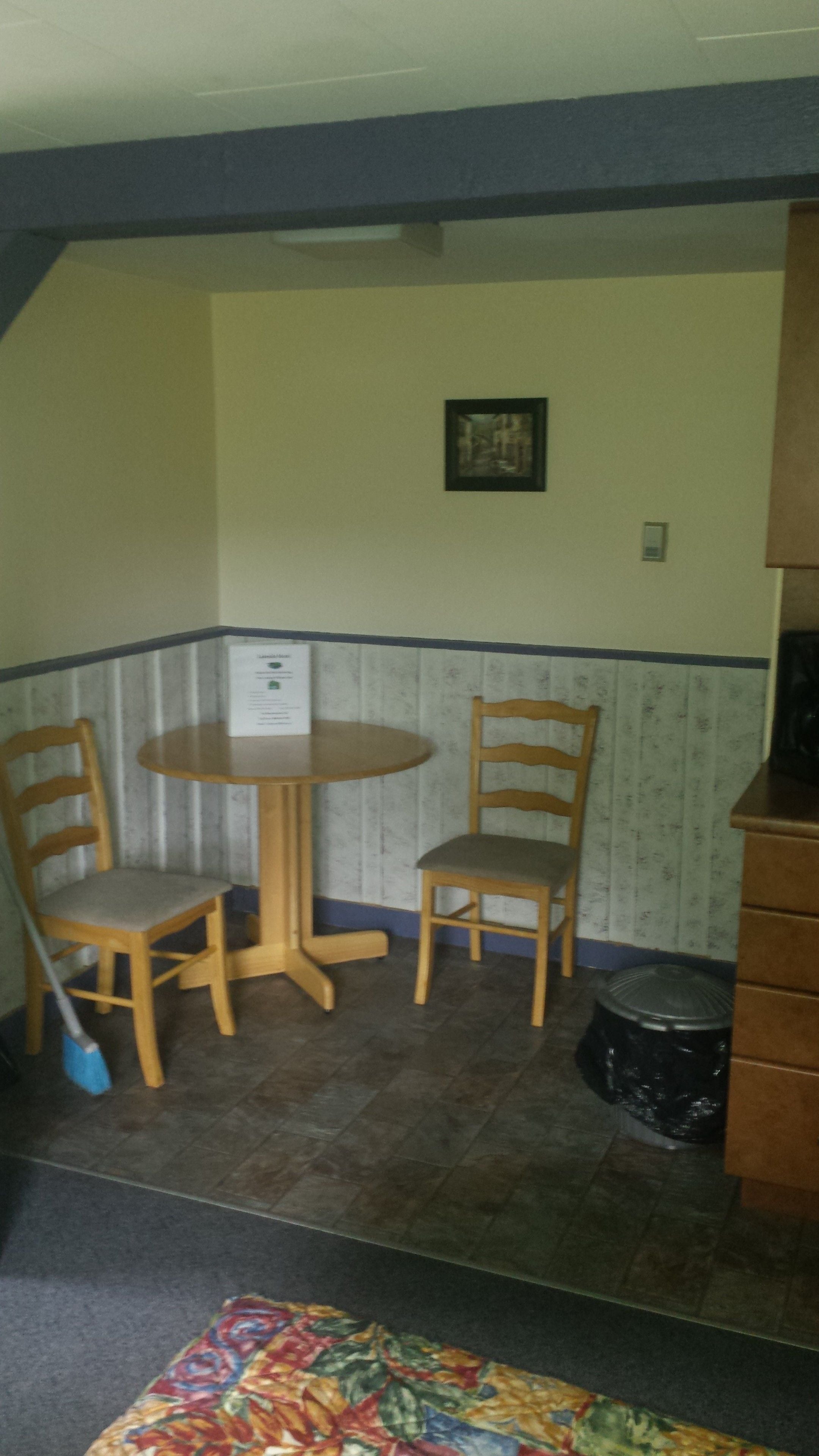 Studio Ekonomi, 1 Tempat Tidur Double, dapur kecil | Makan di kamar