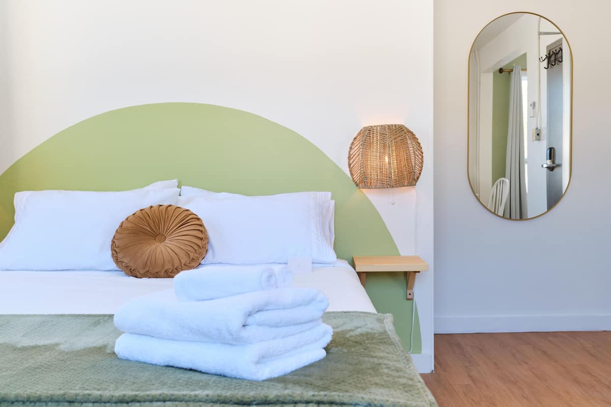 Private room with view, bathroom and queen bed 304 | 1 slaapkamer, Italiaanse Frette-lakens, luxe beddengoed