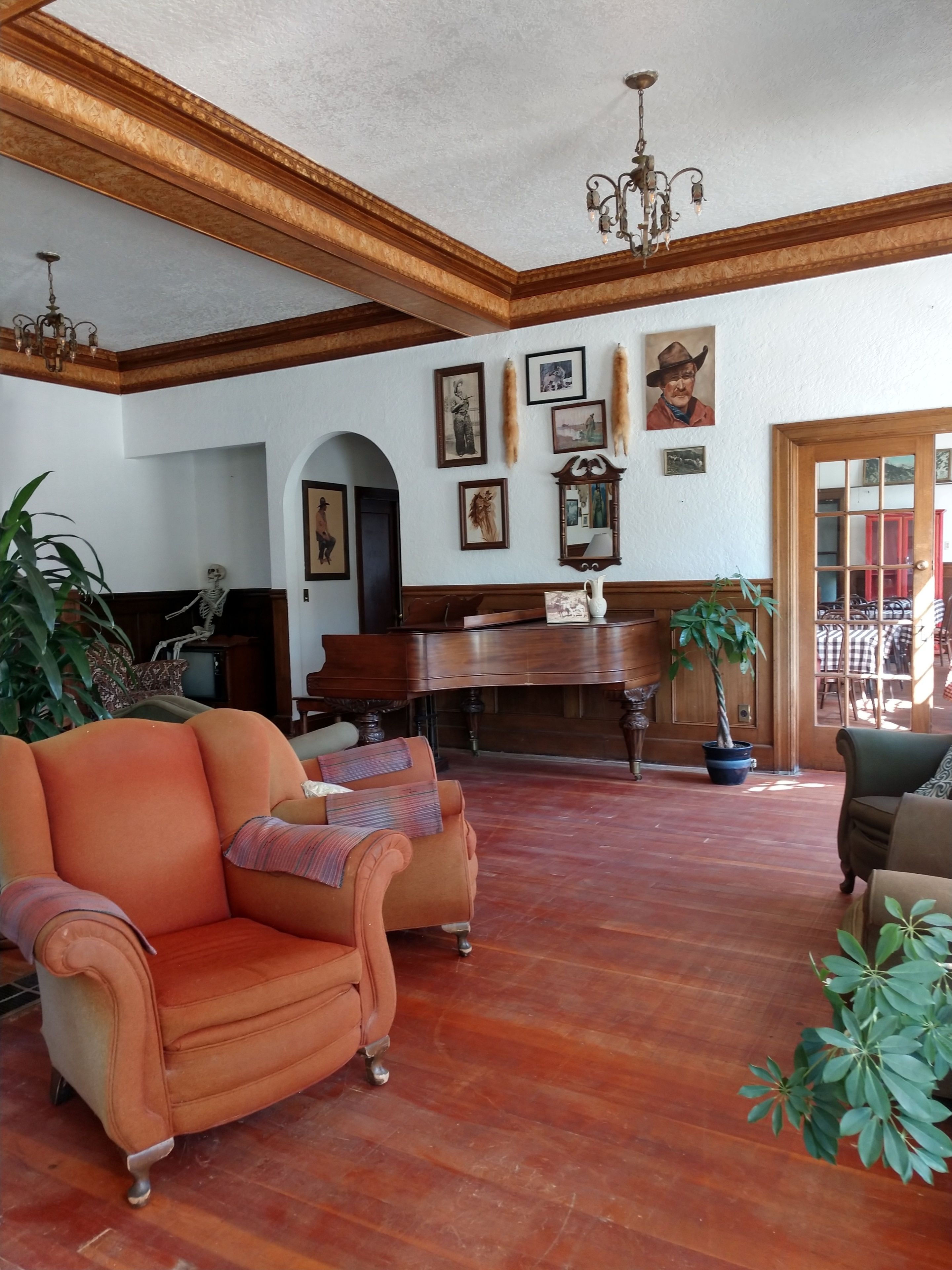 Coin salon dans le hall