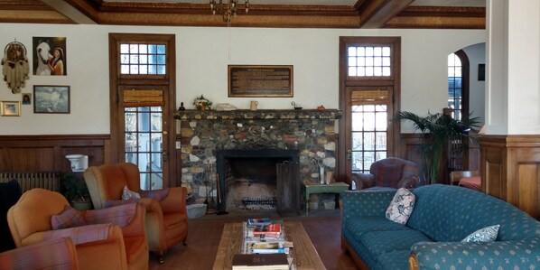 Lobby - Winnedumah Hotel (Independence)