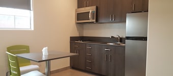 Jewel City Inn
